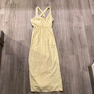 Maxi yellow dress